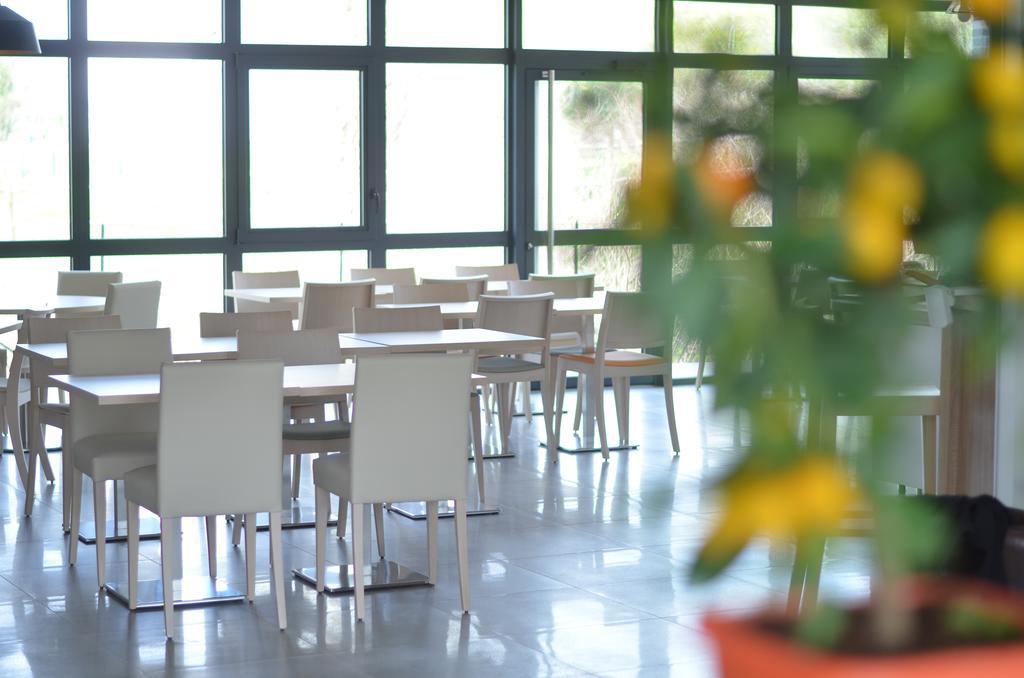 Logis Hotel - La Chambre D'Amiens Ngoại thất bức ảnh