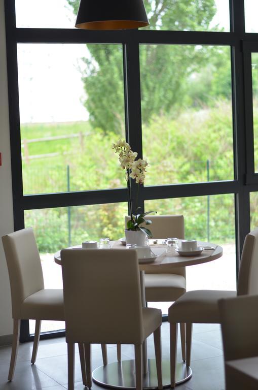 Logis Hotel - La Chambre D'Amiens Ngoại thất bức ảnh