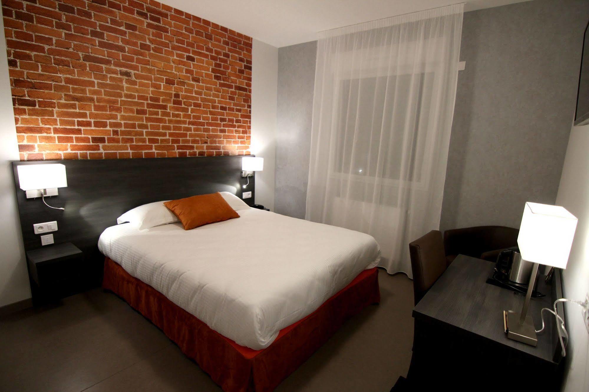 Logis Hotel - La Chambre D'Amiens Ngoại thất bức ảnh
