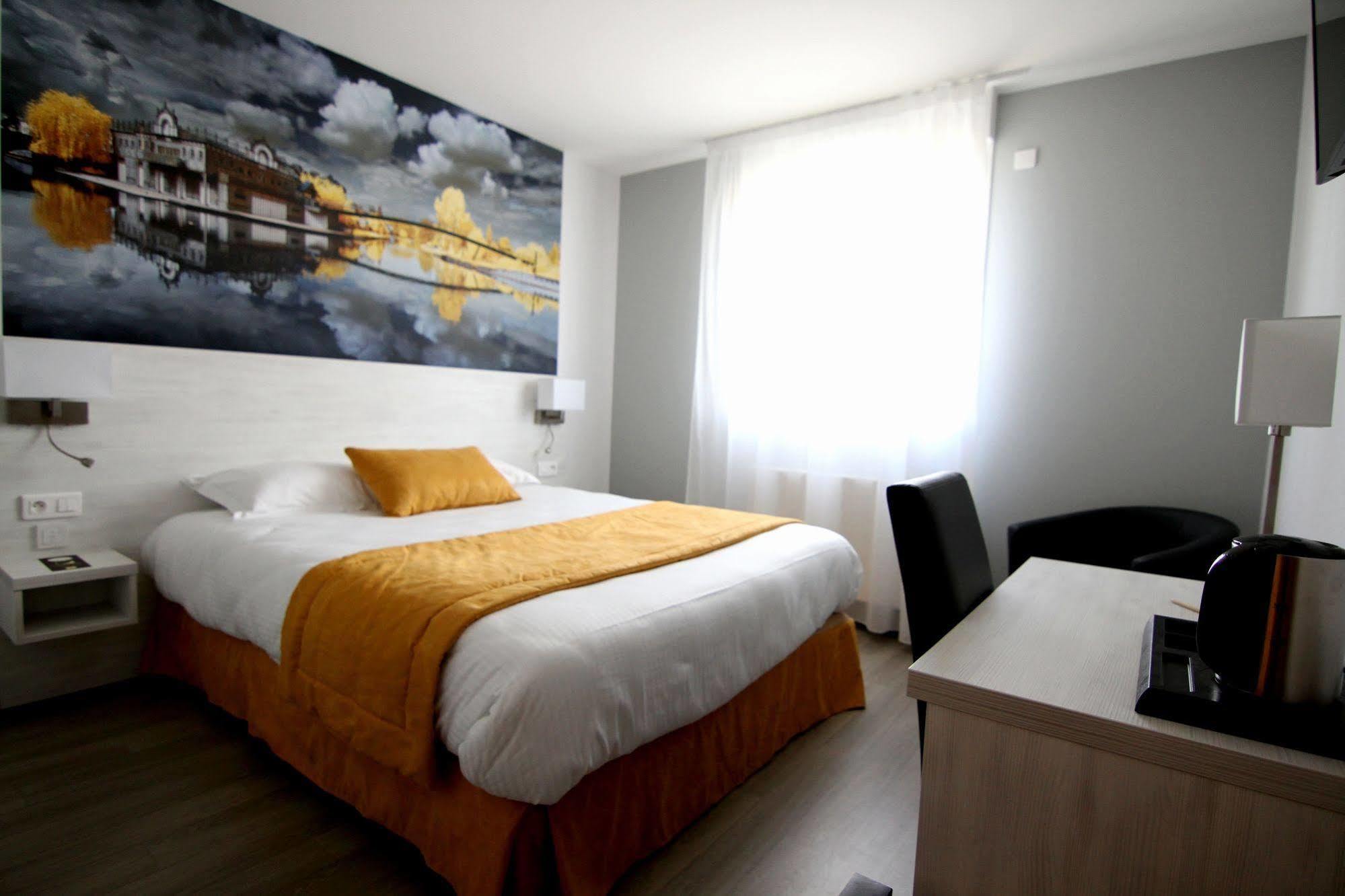 Logis Hotel - La Chambre D'Amiens Ngoại thất bức ảnh